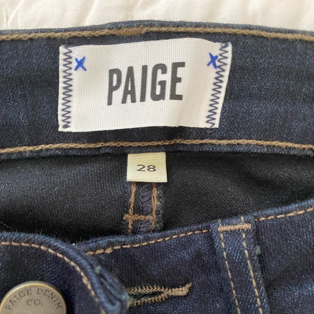 Paige skinny jeans. Never worn.